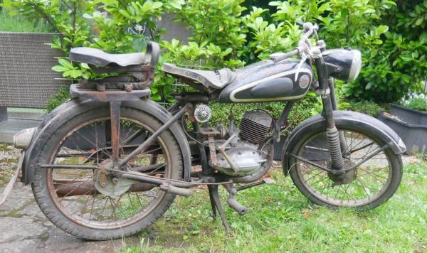 Motorrad: Victoria KR125 "BIFIX", komplett, original schwarz, Exportmodell---1953---