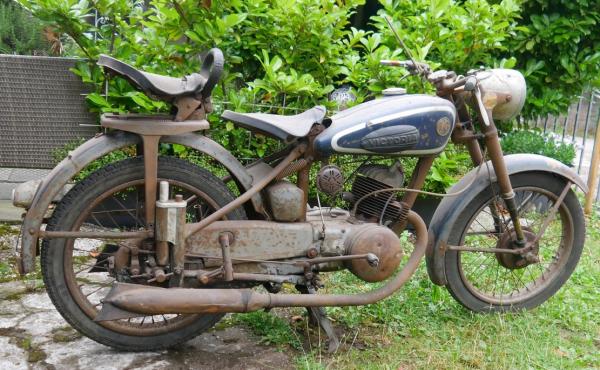 Motorrad: Victoria KR 25 HM in gutem Originalzustand---gut erhalten---Halbnabe---