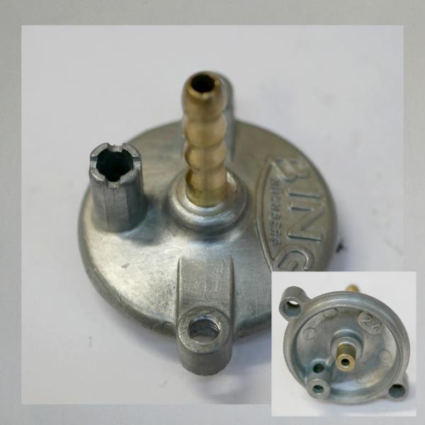 (32-132 N) Schwimmerkammer-Deckel für kleinere Bing Motorrad-Vergaser (neuere Ausführung--mit Tupferkamin)---original NEU