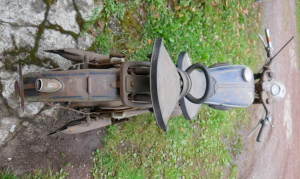 Motorrad: Victoria KR 25 HM in gutem Originalzustand---gut erhalten---Halbnabe---